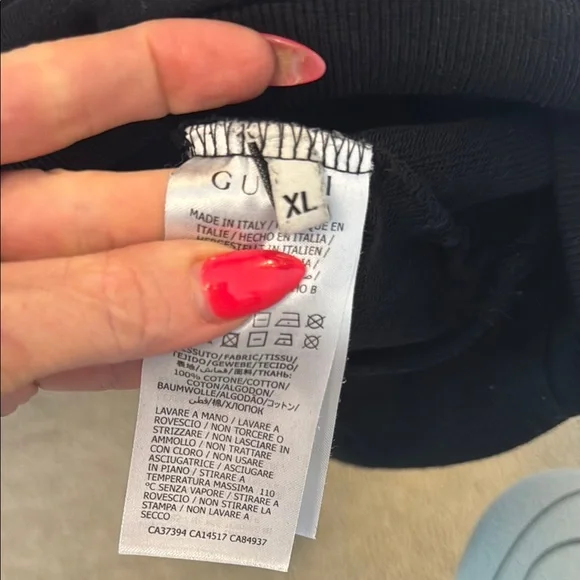 Gcci Black and White Hoodie with Iconic Design - Picture 3 of 4